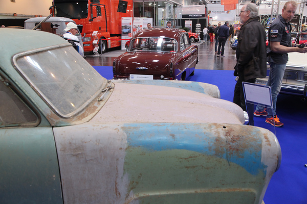 Vorher-Nachher bei Ford - zweimal Ford Taunus (Techno Classica 2017)