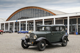 Vorkriegs-Ford vor den Hallen - Klassikwelt Bodensee 2023 Vorkriegs-Ford vor den Hallen - Klassikwelt Bodensee 2023