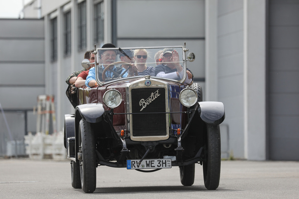 Vorkriegs-Tourer Berliet auf dem Aussen-Parcours - Klassikwelt Bodensee 2023