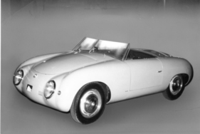 WD Denzel Sport (1953) - der kompakte Roadster in seiner frühen Ausführung noch mit Knickscheibe