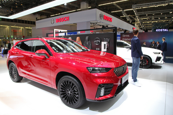 WEY VV7 (2019) - könnte aber auch ein anderes Markenzeichen tragen .... - IAA in Frankfurt 2019