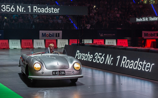 Walter Röhrl präsentiert den Porsche 356 Roadster - Porsche Soundnacht 2018