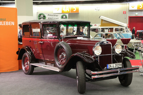 Bild Wanderer 10/50 Typ W11 (1929) - wirbt für das August Horch Museum - Retro Classics Bavaria 2019