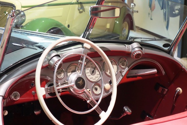 Wanderer W 25 Cabrio von innen - Oldtimermuseum "Zylinderhaus"