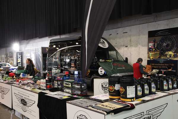 Image: Whatever else you might need for your Jaguar, Dönni Classic Cars can help you - Oldtimer and parts market Fribourg 2019