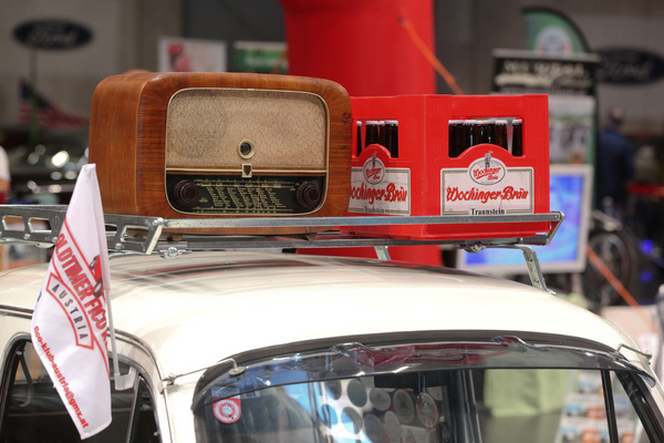 Was so alles auf den Dachträger passen muss - Classic Expo Salzburg 2019