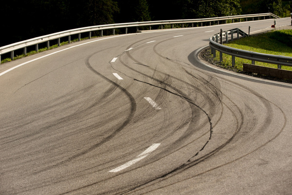 Was vom Tage übrigblieb: Reifenabrieb und Betriebsflüssigkeiten – 20. Arosa ClassicCar 2024