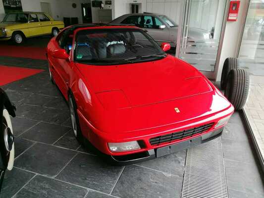 Bild: Wektor W48 (1994) – Ferrari-348-Nachbau mit Toyota-MR2-Motor – Angeboten an der Versteigerung am 9. April 2022 durch Günter Baumert