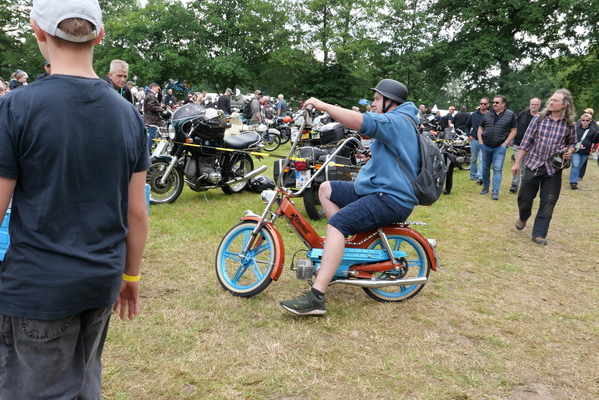 Wenn die Lenkerholme länger als die Gabelholme sind... – Bockhorner Oldtimermarkt 2024
