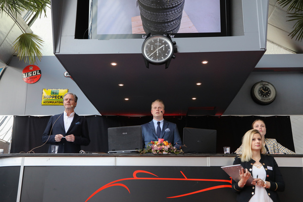 Wer bietet mehr? - Frühlingsversteigerung der Oldtimer Galerie Toffen am 25. März 2023