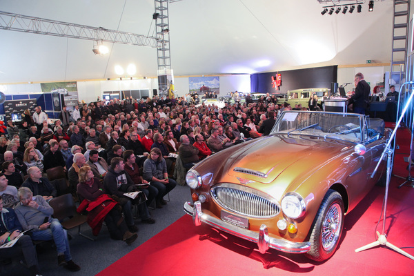 Wer bietet mehr? - Versteigerung Oldtimer Galerie Gstaad 2018