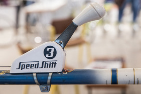 Wer will schon DSG, wenn man Speed Shift haben kann? Knüppelschaltung auf einem Velo – Bremen Classic Motorshow 2024