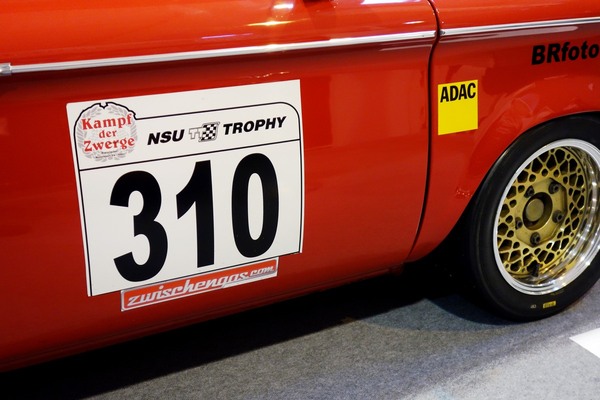 Werbung für ein tolle Oldtimer-Website auf einem NSU TT