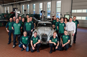 Image for article All-round service for the classic car including collection service from Emil Frey Classics