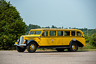 White Model 706 "Yellowstone National Park" Tour Bus (1936) - Angeboten als Lot Nr. 6050A bei der 2021er Auburn-Fall-Auktion von RM Sotheby's