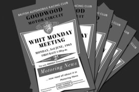 Whitsun Trophy 1963: Mike MacDowel kam gleich nach Mike Parkes als Zweiter ins Ziel, der ebenfalls einen 250 GTO steuerte