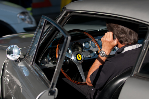 Wichtige Telefonate muss man jetzt erledigen, während der Fahrt bleibt hierfür keine Zeit mehr. – 11. RAID Prolog Zürich