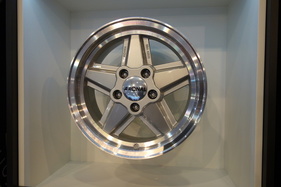 Wieder da: das "Kultrad" Ronal R9, zu sehen an der Essen Motor Show 2019.