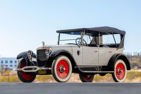 Wills Sainte Claire A-68 Touring (1921) - als Lot 127 an der RM Sotheby’s Arizona Versteigerung 2025