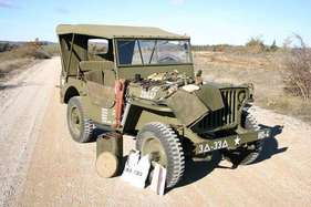 Willys Jeep (1943) - als Lot 002 an der Artcurial-Versteigerung anlässlich der Rétromobile in Paris 2018 Willys Jeep (1943) - als Lot 002 an der Artcurial-Versteigerung anlässlich der Rétromobile in Paris 2018