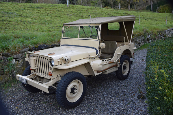 Willys Jeep MB (1944) - angeboten an der Versteigerung der Oldtimer Galerie in Toffen am 29. November 2014