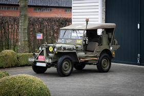 Willys Jeep Model MB 4x4 Military Vehicle with Bantam Trailer (1942) - offered as lot 125 at the Bonhams The Autoworld Sale in Brussels on May 13, 2023