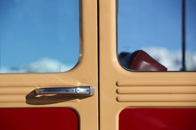 Willys Jeep Station Wagon (1951) - massive Türgriffe