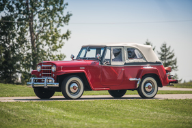 Willys Jeepster Phaeton (1950) - als Lot 263 an der RM/Sotheby's Hershey Versteigerung vom 6./7. Oktober 2016