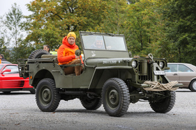 Willys MB (1944) – kann als Zugfahrzeug oder Anhänger genutzt werden – Albisgütli Classic Cars & Bikes 2024
