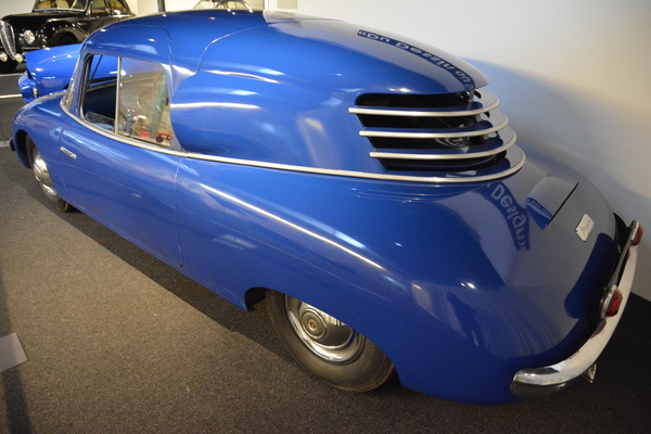 Wimille (1950) – Aluzierleisten sorgen für einen Hauch mehr Eleganz