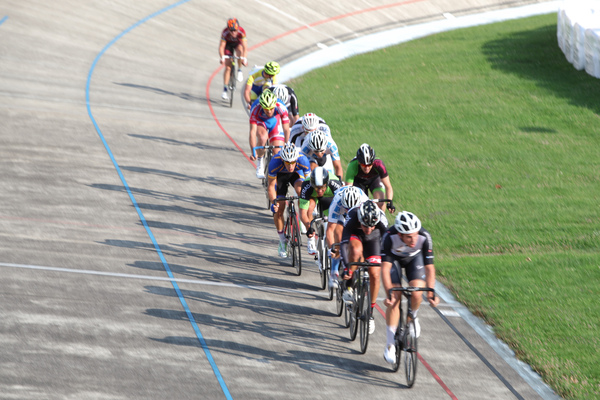 Windschatten ist auch bei den Radfahrern wichtig - Indianapolis Oerlikon am 26. Juli 2016
