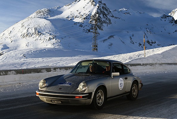 Bild: Winter RAID 2011 - Porsche 911 (1977)
