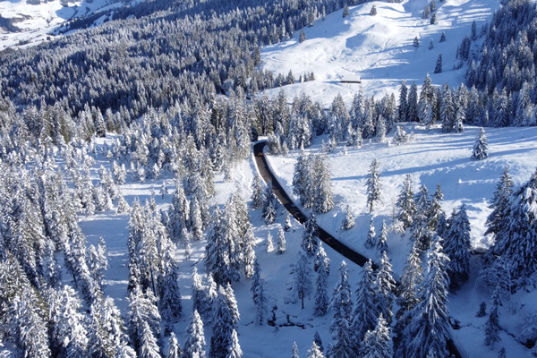 Bild: Winterparadies auf der Ibergeregg – XMAS DRIVE 2023