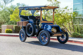 Winton 24HP 5-Passenger Toy Tonneau Tourer (1903) - als Lot 021 angeboten an der Bonhams Quail Versteigerung am 19. August 2022