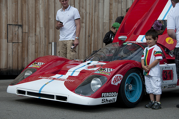 Wohl der jüngste Fan des Ferrari 512M - Impressionen vom GP Suisse 2012