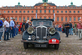 Wolseley 18hp Tourer (1937) an der RAID Suisse-Paris 2016