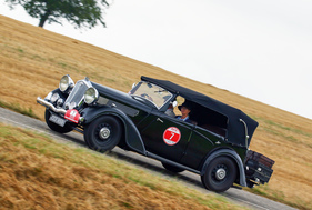 Wolseley 18hp Tourer (1937) an der RAID Suisse-Paris 2016