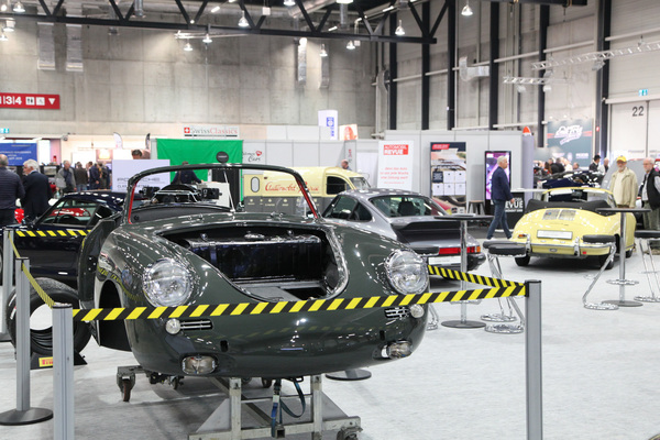 "Work in progress" - Porsche 356 in Restaurierung beim Porsche Classic Center Zürich - Swiss Classic World Luzern 2019