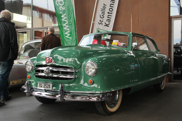 Wunderschöner grüner Nash eines angereisten Oldtimer-Fans - Oldtimermesse St. Gallen 2015