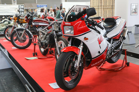 Yamaha RD 500 (1984) - mit wassergekühltem Zweitakt-V4-Motor und 88 PS bei 9500 U/-min - Klassikwelt Bodensee 2023