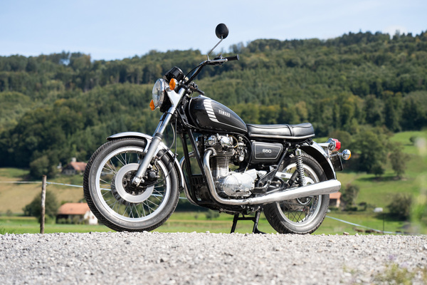 Bild: Yamaha XS 650 (1978) - als Lot 17 an der Versteigerung "Klassische Automobile & Motorräder" der Oldtimer Galerie in Toffen am 18. Oktober 2025