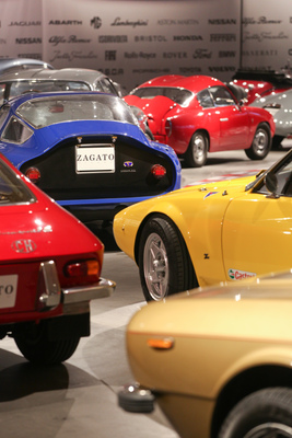 Bild: Zagato-Sonderausstellung im Pantheon Basel - bekanntere und weniger bekannte Zagato-Varianten berühmter Autos