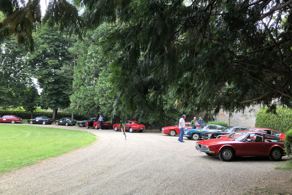 Zagato-Sportwagen im Park in Rho - Raduno "Zagato nel Centenario" 2019