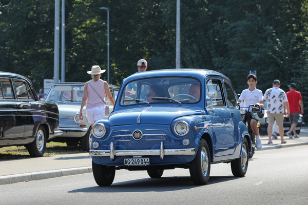 Zastava 750 (1965)– umetikettiert zu einem westeuropäischen Fiat - Lägern Classic 2024