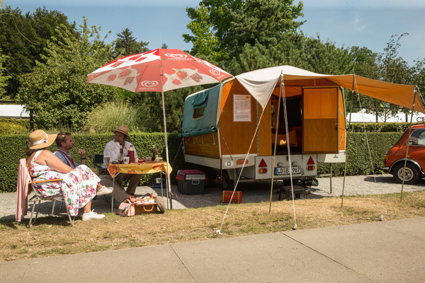 Image: Contemporary camping superstructure - Classic Days Schloss Dyck 2019