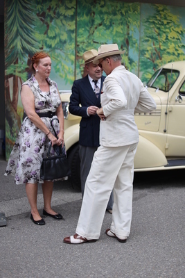 Bild Zeitgerechte Kleidung wird in Wald gerne gesehen - Wald Rollt 2025