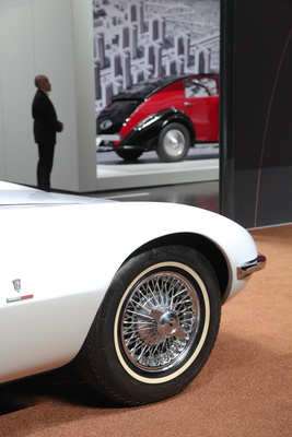 Bild: Zeitlose Klassiker - der Chevrolet Corvair Testudo und der Avions Voisin C25 Aérodyne - Grand Basel Preview 2017