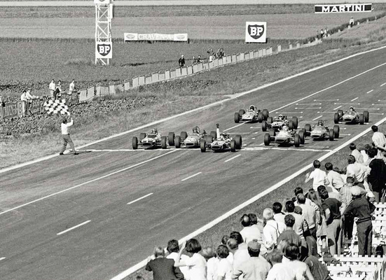 Zielankunft beim Grand Prix de Rheims am 29. Juni 1969