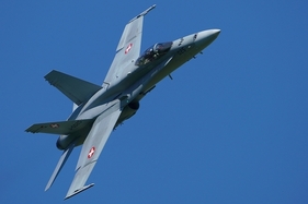 On display at arbon classics 2022: flying at up to Mach 1.8 - the McDonnel Douglas F/A-18 Hornet.