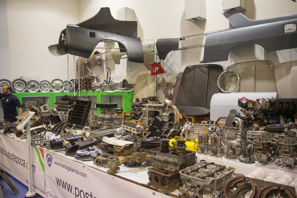 Zudem sah man auch erstmals den neuen kompletten Überraschungs-Baukasten von “Tamyia" im Masstab Ein-zu-Eins.